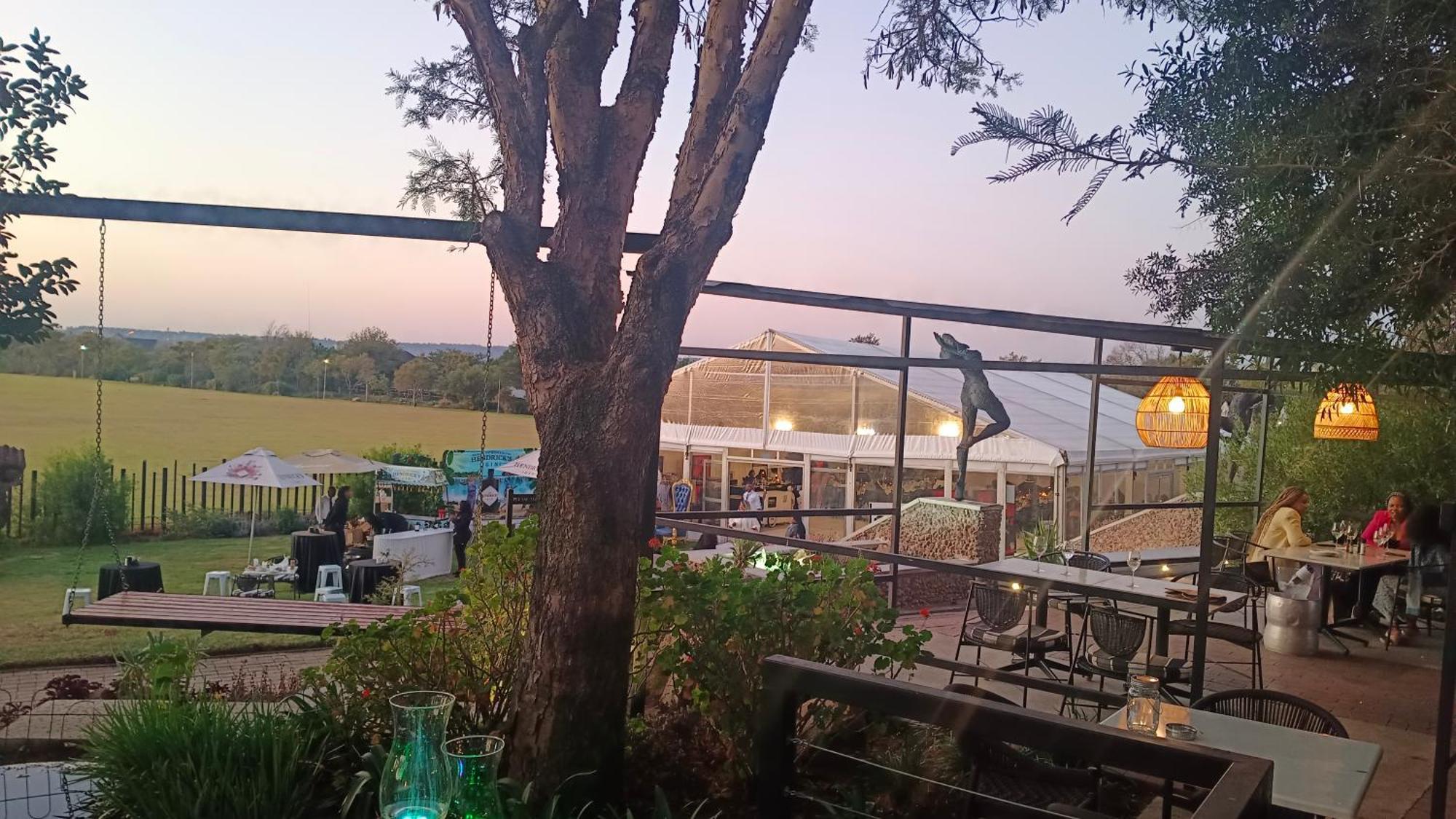 Riboville Boutique Hotel And Restaurant Midrand Zewnętrze zdjęcie