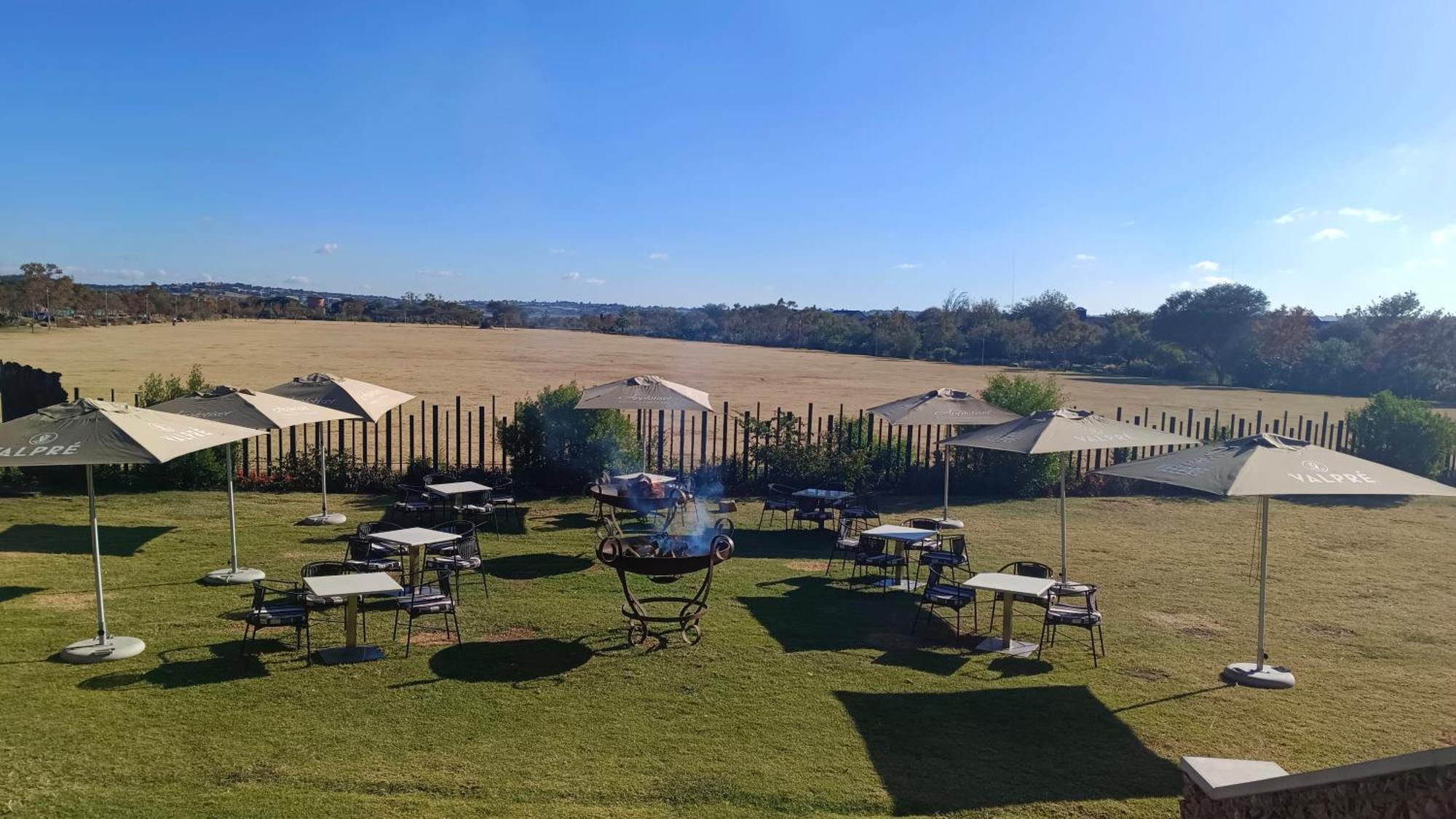 Riboville Boutique Hotel And Restaurant Midrand Zewnętrze zdjęcie