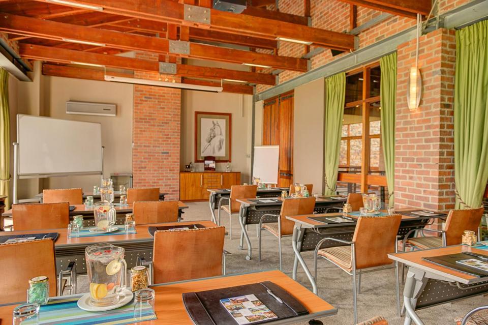 Riboville Boutique Hotel And Restaurant Midrand Zewnętrze zdjęcie