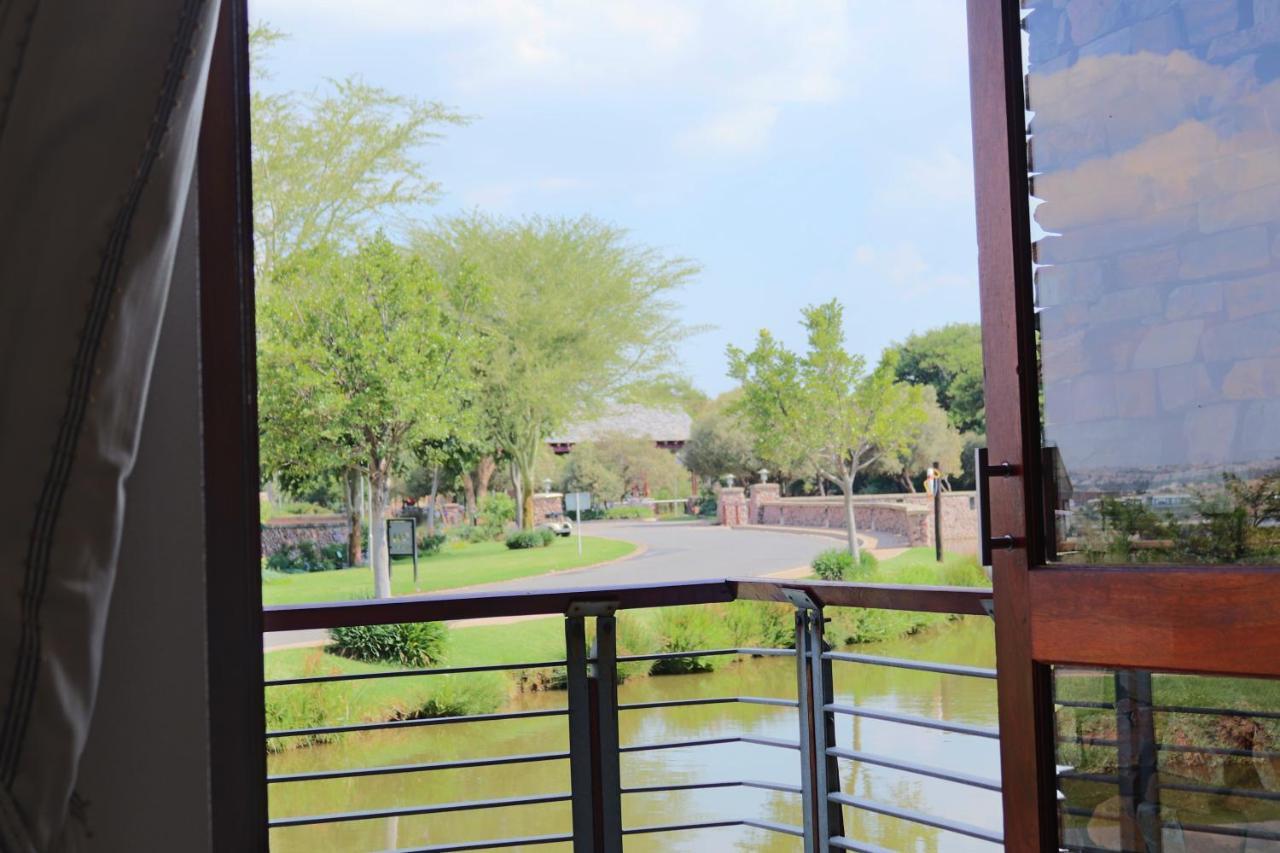 Riboville Boutique Hotel And Restaurant Midrand Zewnętrze zdjęcie